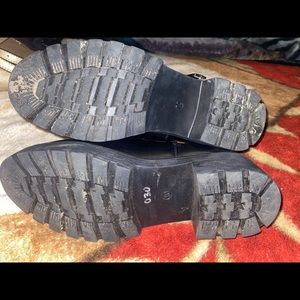 “Not rated” size 10 boots